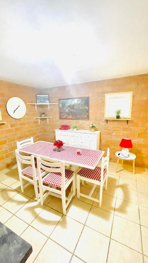 Colorful And Happy Apartment Sukosan - With Parking Экстерьер фото