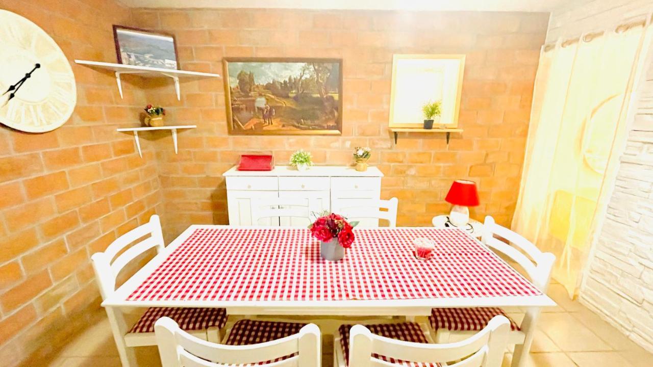 Colorful And Happy Apartment Sukosan - With Parking Экстерьер фото