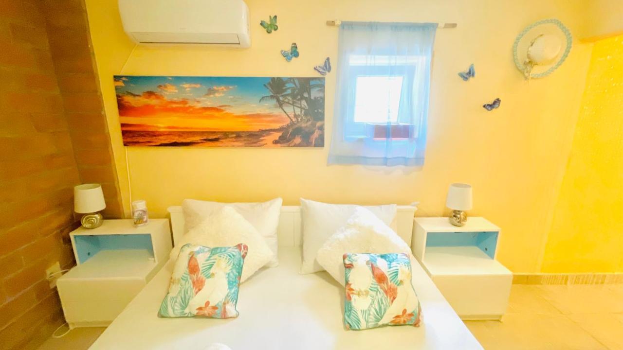 Colorful And Happy Apartment Sukosan - With Parking Экстерьер фото